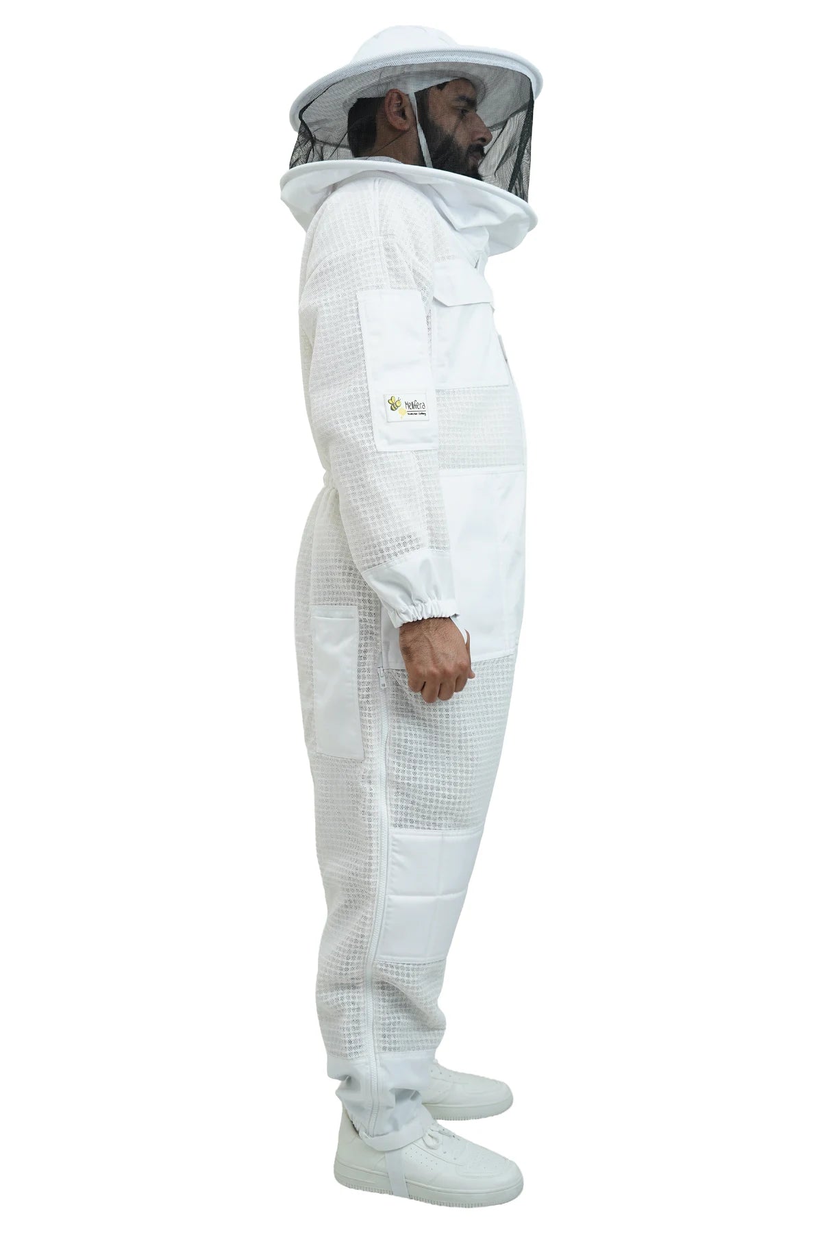 Mellifera 3-layer mesh beekeeping suit with round hat veil – side profile view for US beekeepers