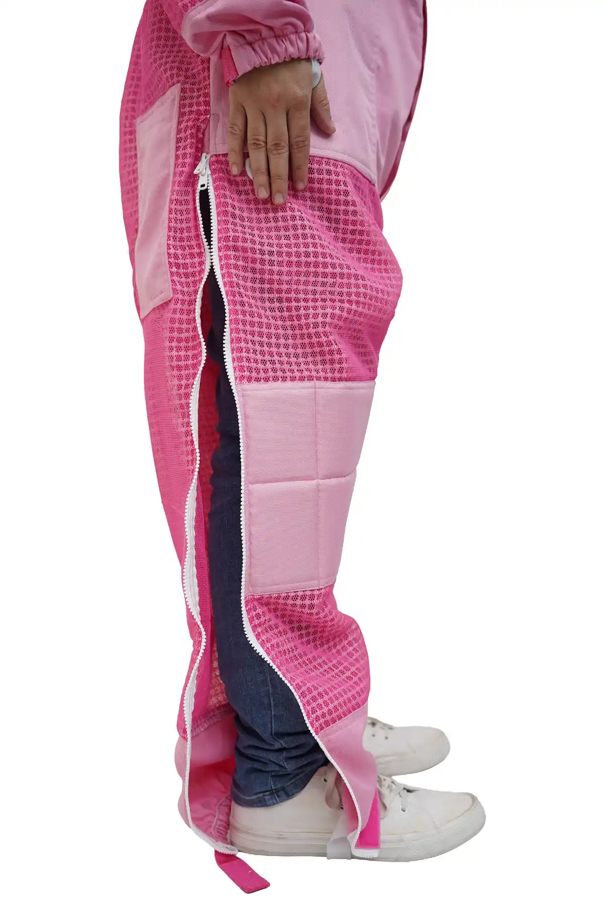 Close-up of the leg mesh ventilation panel on the pink 3 layer ventilated mesh beekeeping suit