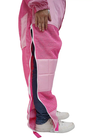 Close-up of the leg mesh ventilation panel on the pink 3 layer ventilated mesh beekeeping suit