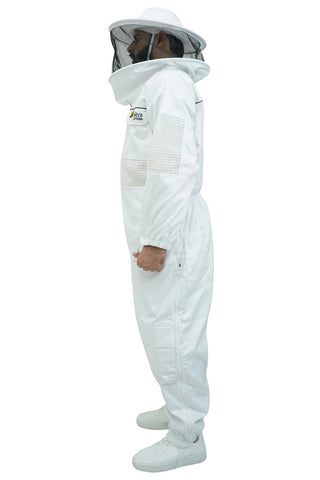Poly cotton semi ventilated beekeeping suit side view with the fencing veil